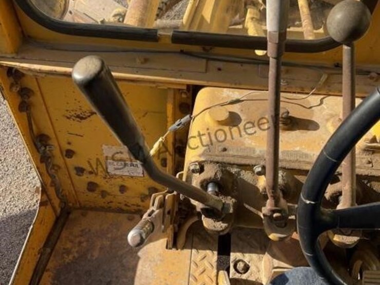 caterpillar-12e-image-21
