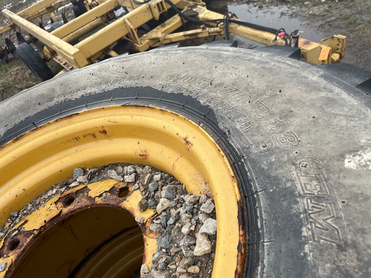 komatsu-wa70-image-7