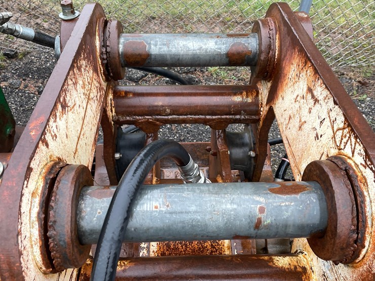 #5036-•-hydraulic-plate-compactor-attachment-image-5