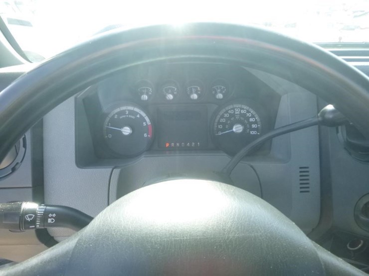 2012-ford-f650-image-15