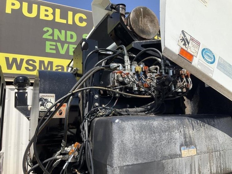 2016-kenworth-k370-image-30