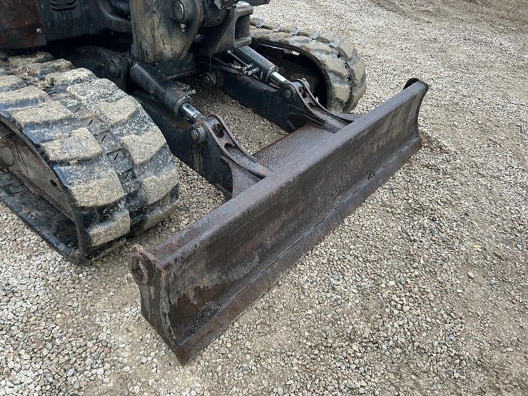 2018-bobcat-e85-image-10