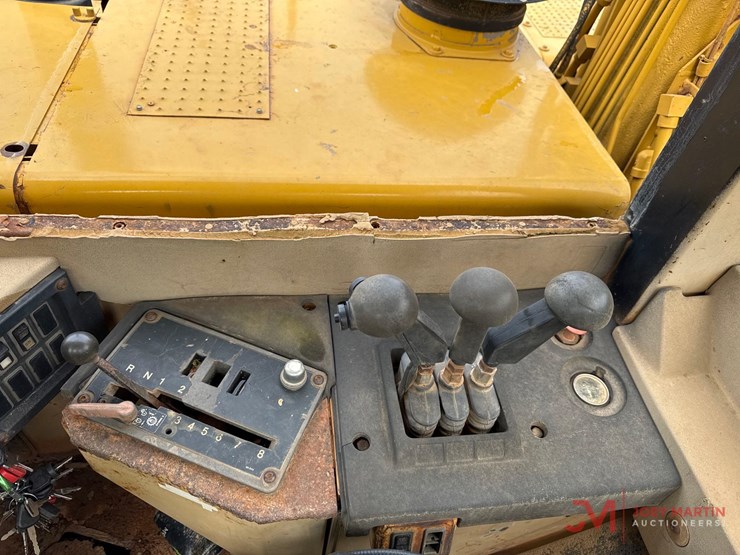 caterpillar-621f-image-23