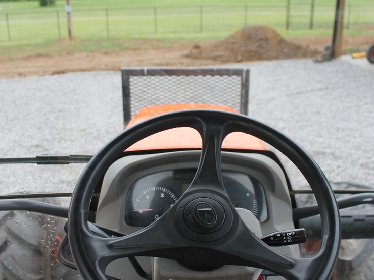 kubota-m108s-image-14