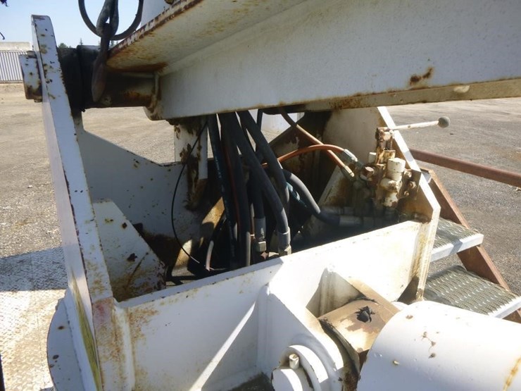 1990-international-4700-image-20