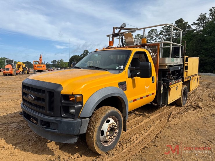 2008-ford-f550-xl-image-4