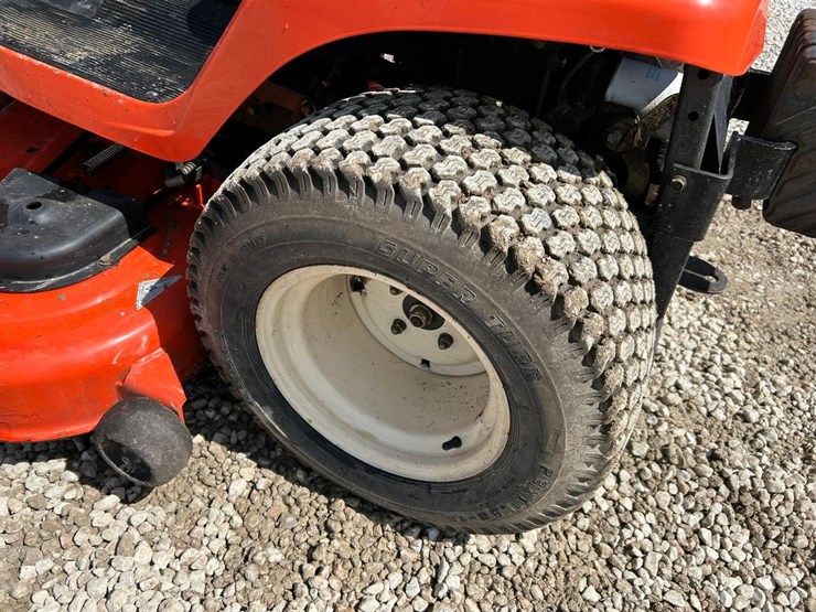 kubota-gr2110-image-14