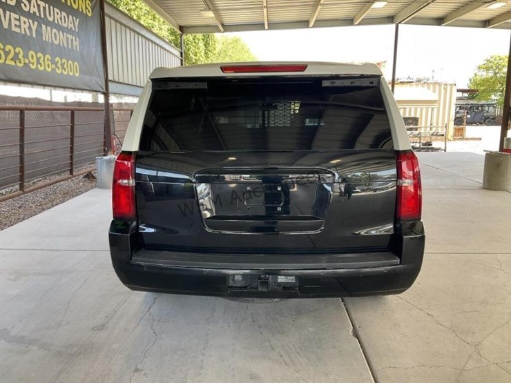 2018-chevrolet-tahoe-image-6