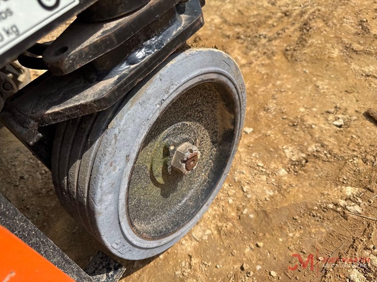2019-jlg-1932r-image-9