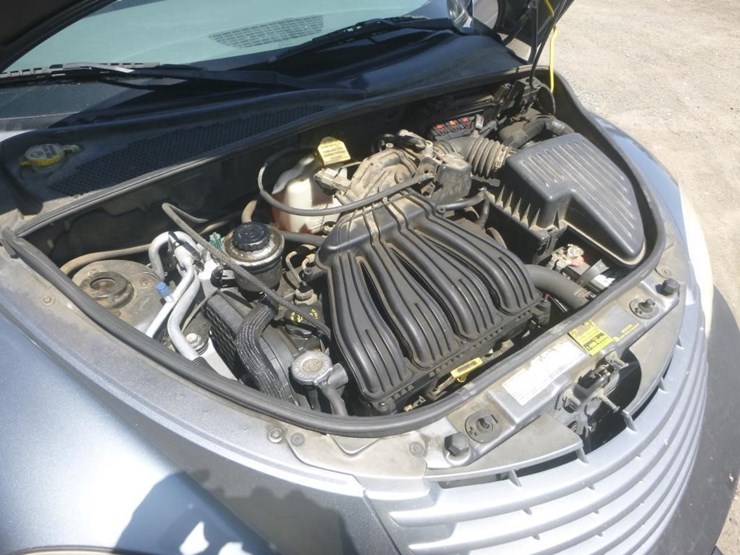 2008-chrysler-pt-cruiser-image-10