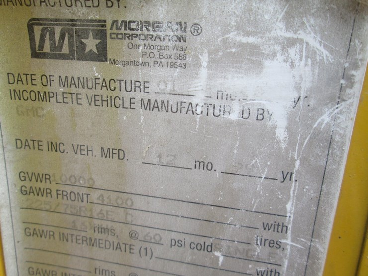 2000-gmc-3500-image-34