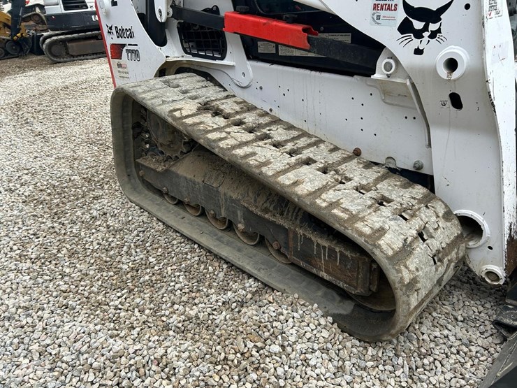 2021-bobcat-t770-image-12
