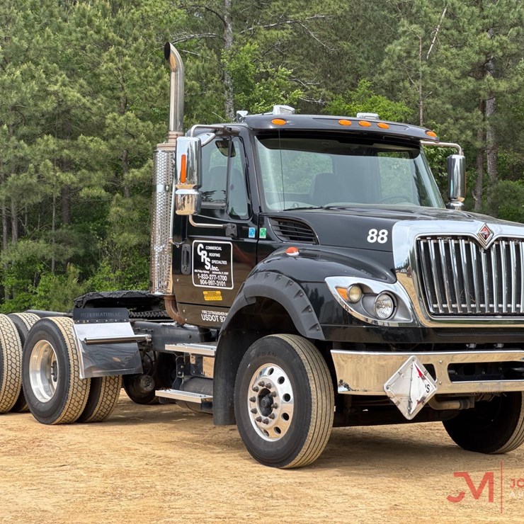 2012 INTERNATIONAL 7600