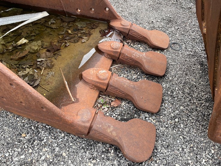 #5013-•-excavator-bucket-image-9
