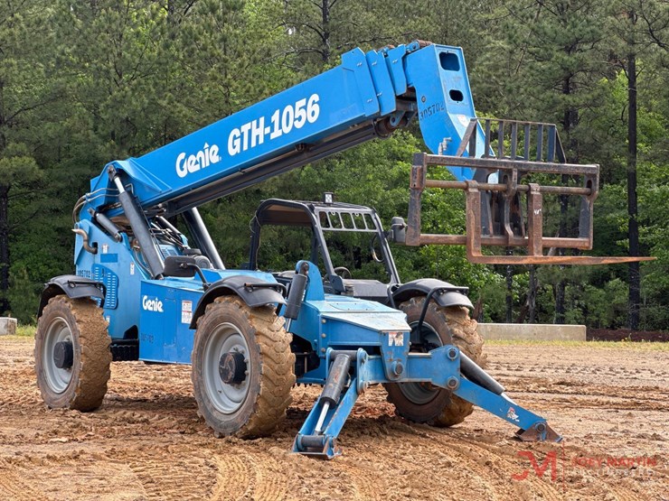 2019-genie-gth1056-image-1