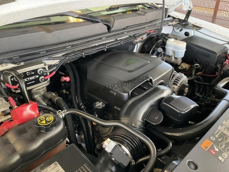 2013-chevrolet-silverado-1500-image-12
