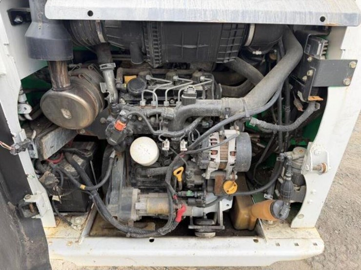 2015-bobcat-s450-image-16
