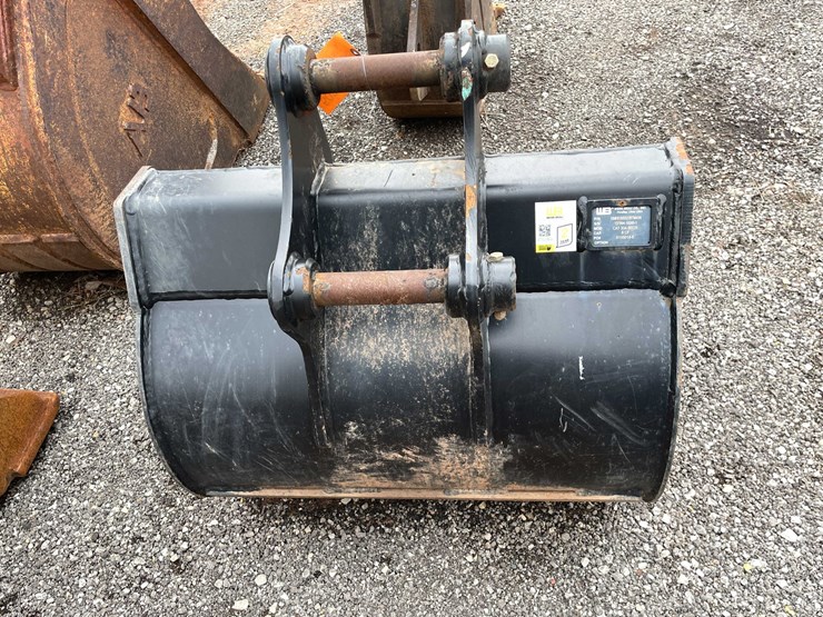 caterpillar-304.5-image-5