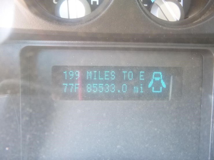 2011-ford-f550-image-25