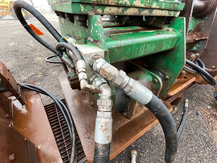 #5037-•-hydraulic-plate-compactor-attachment-image-10