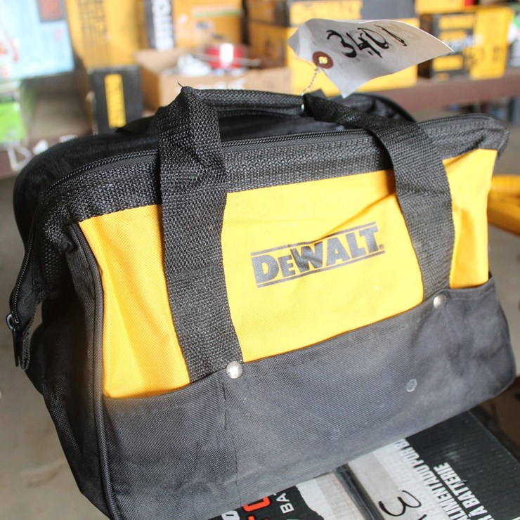 #3401 • DEWALT 1/2IN BRUSHLESS COMPACT DRILL/DRIVER CORDLESS