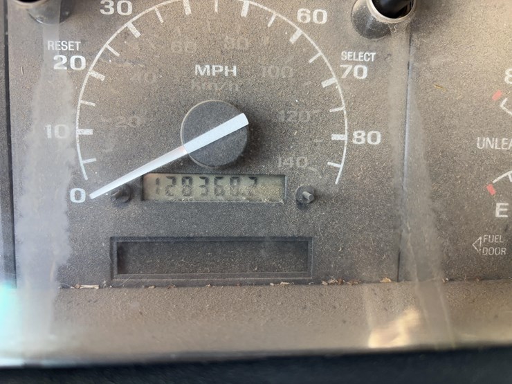 1996-ford-f250-image-18