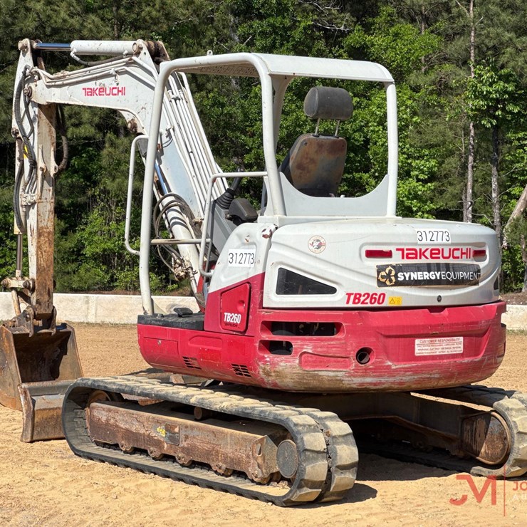 2018 TAKEUCHI TB260