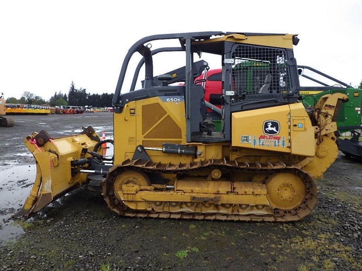 2016-deere-650k-image-5