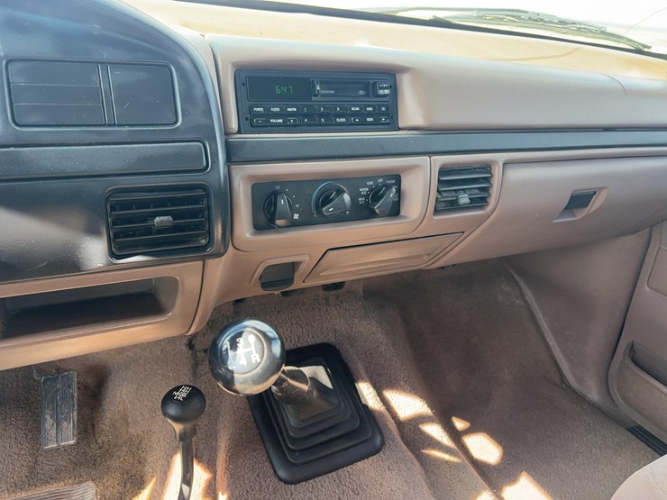 1996-ford-f250-image-17