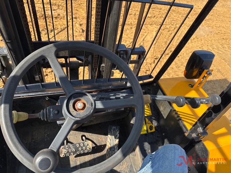 jcb-930-image-13