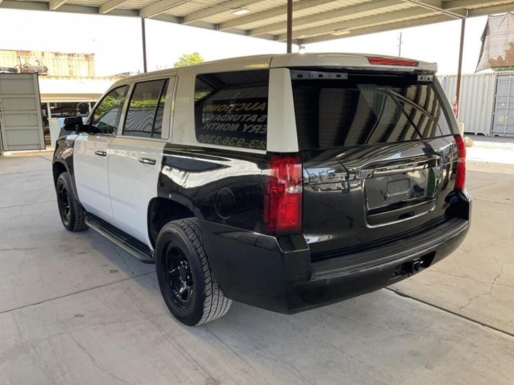 2018-chevrolet-tahoe-image-5