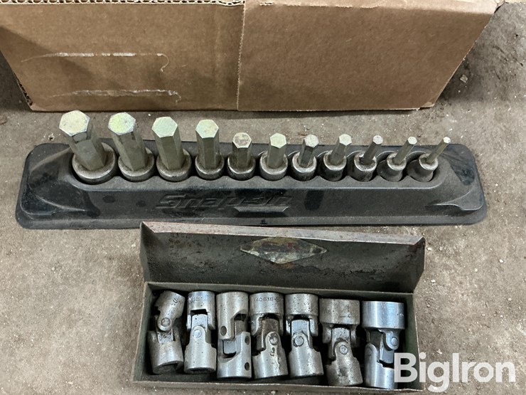 specialty-sockets-image-14