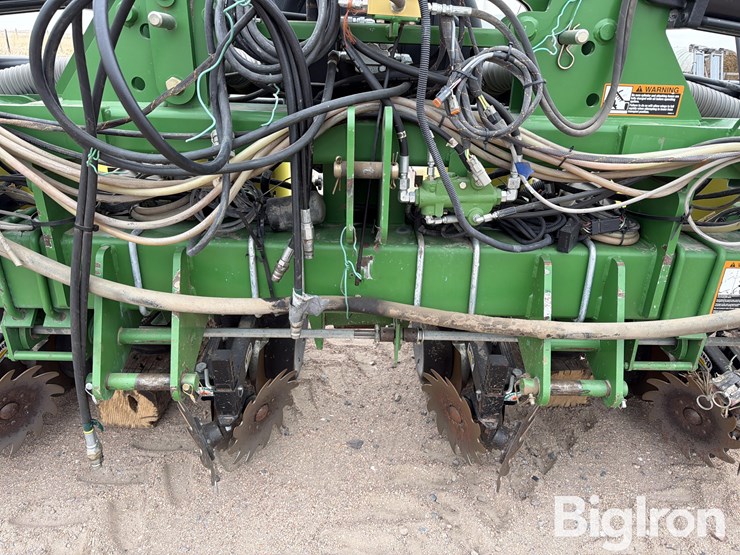 john-deere-1720-image-9