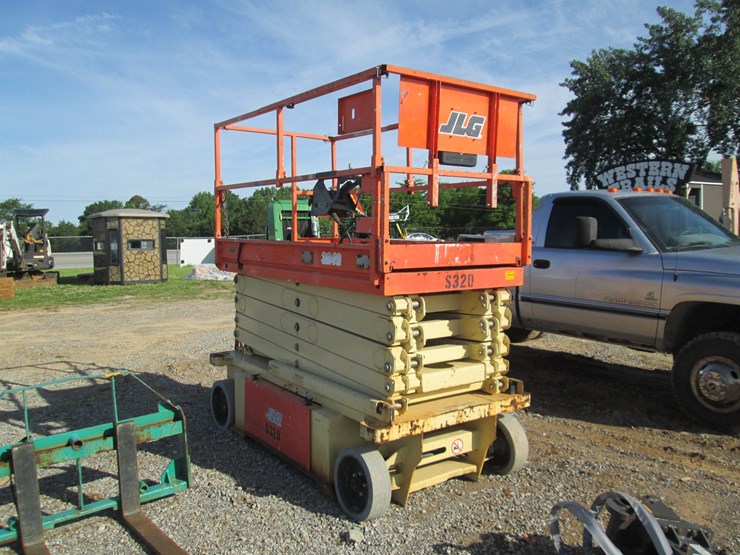 2013-jlg-3248rs-image-2