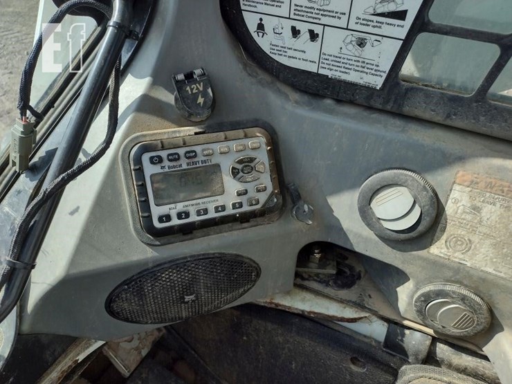 bobcat-t870-image-9