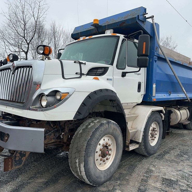 2012 INTERNATIONAL 7600