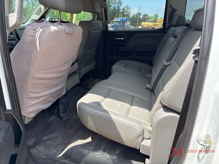 2019-chevrolet-silverado-2500-image-16