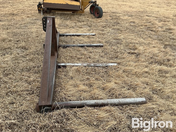 3-pt-2-bale-carrier-image-4