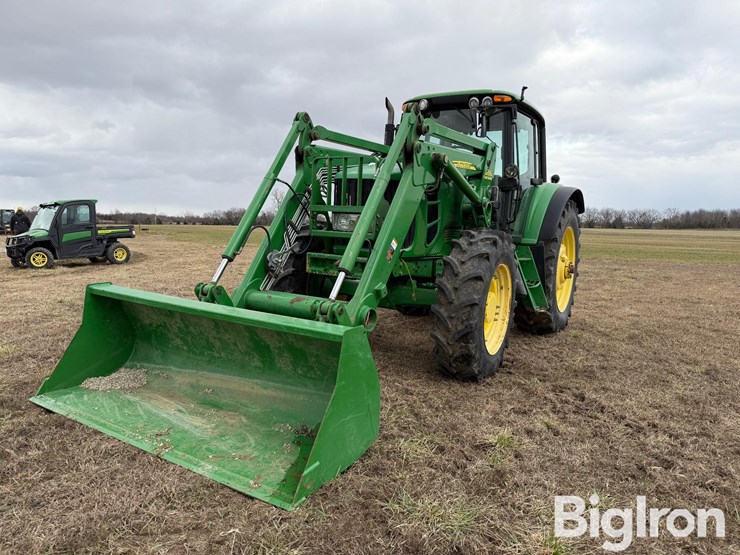2009-john-deere-7130-premium-image-1