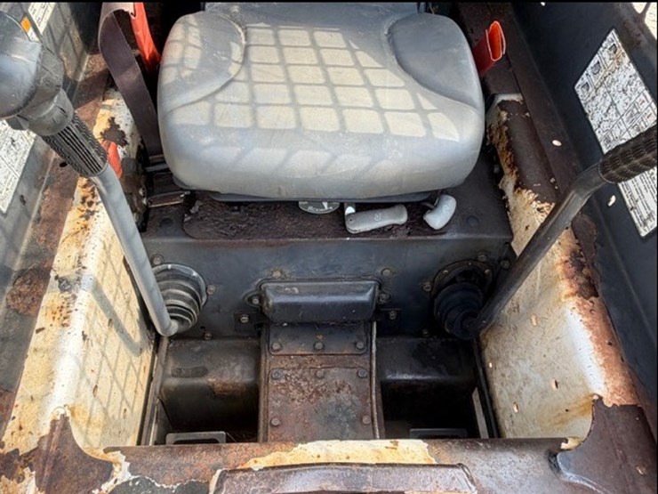 bobcat-s130-image-35
