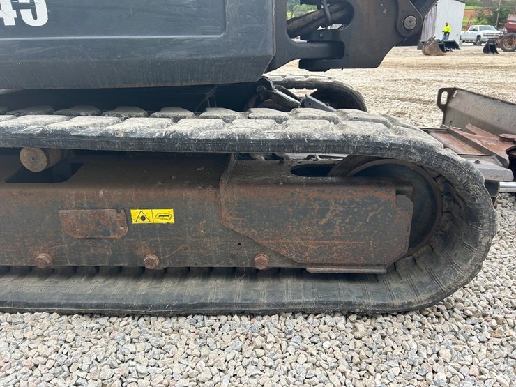 bobcat-e45-image-12