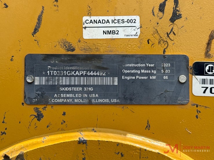 deere-331g-image-18