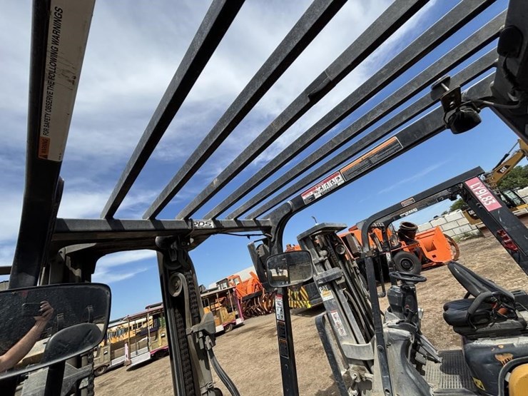 2020-caterpillar-2c6000-image-27