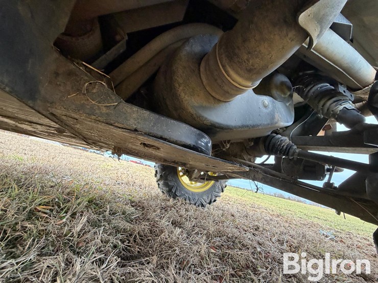 2021-john-deere-xuv-835r-gator-4x4-utv-image-17