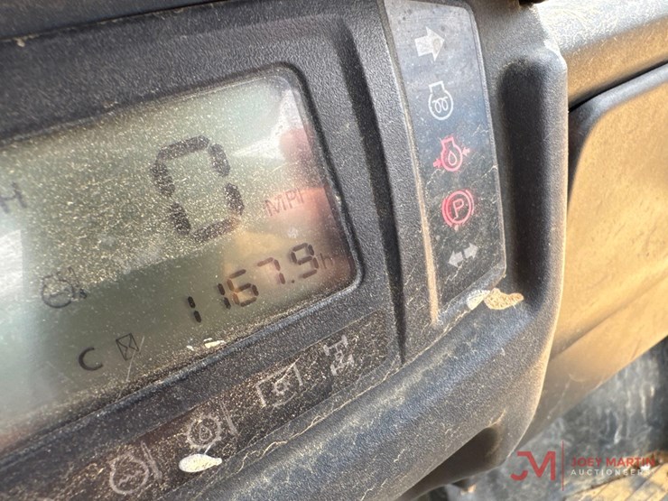 kubota-rtvx1140-image-15