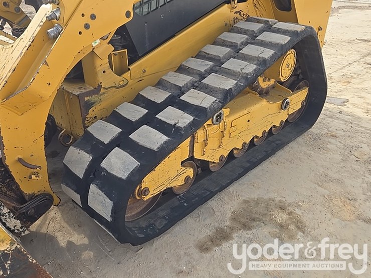 2021-caterpillar-289d3-image-10