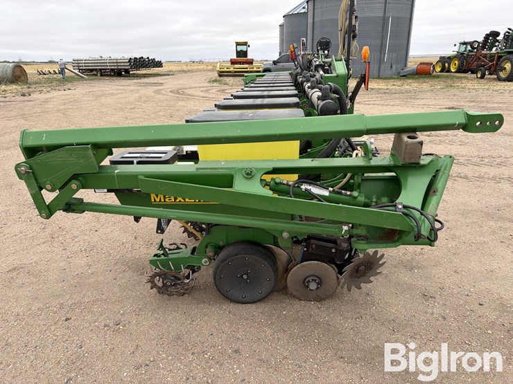 john-deere-1720-image-4