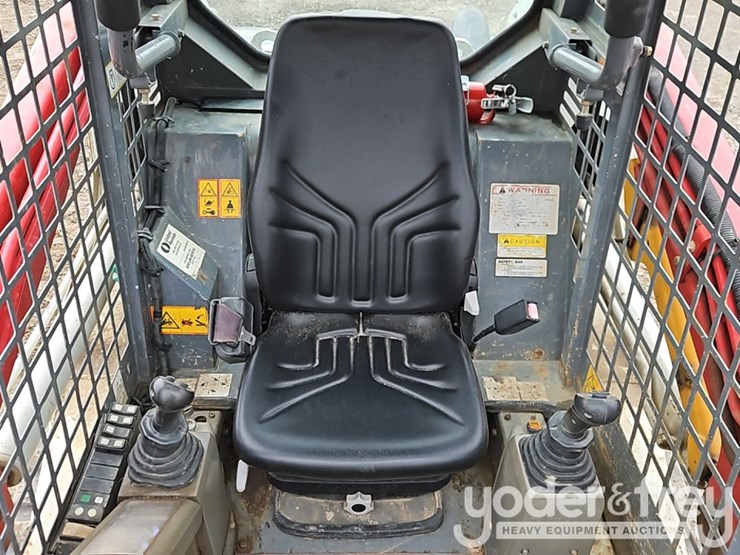 2018-takeuchi-tl8-image-25