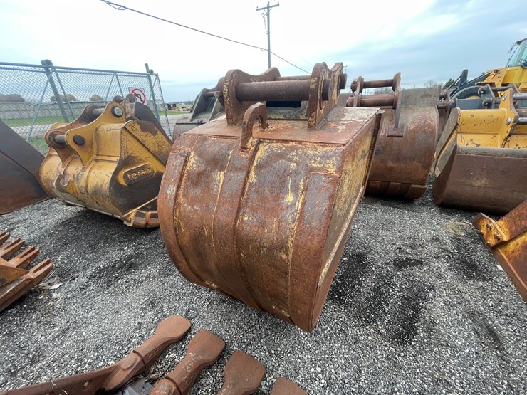 #5012-•-excavator-bucket-image-4