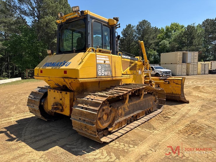 2011-komatsu-d65wx-16-image-2